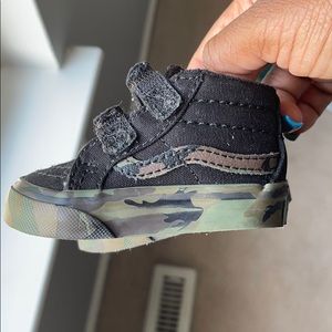 High top black fatigue baby boy Vans